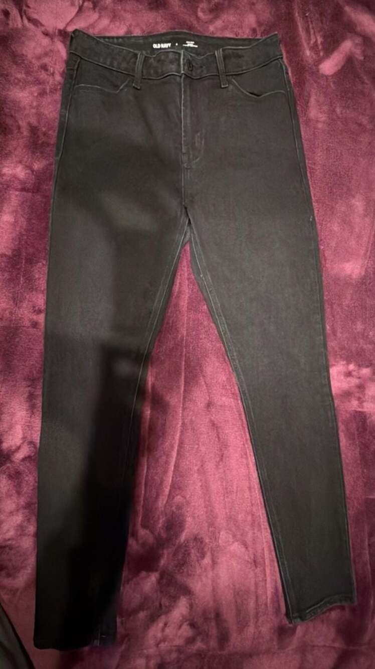 Old Navy High-Rise Wow Super-Skinny Jeans Black Size 8